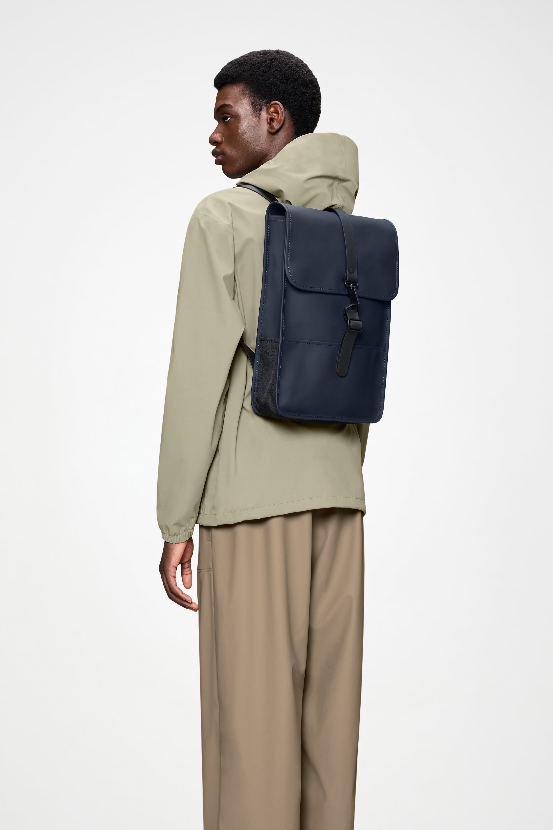 RAINS Backpack Mini Navy 12.50L H44 x D10 x W29 cm Backpack