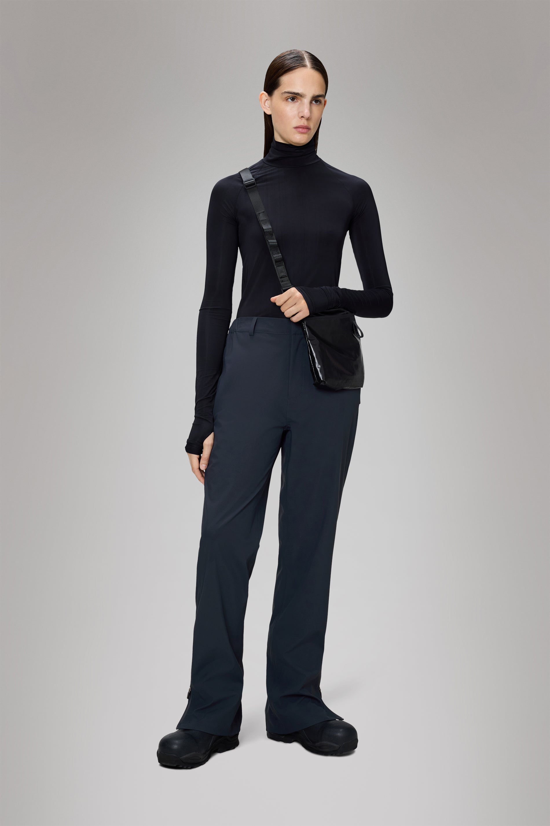 RAINS Suva Hardshell Pants Regular Navy Pants