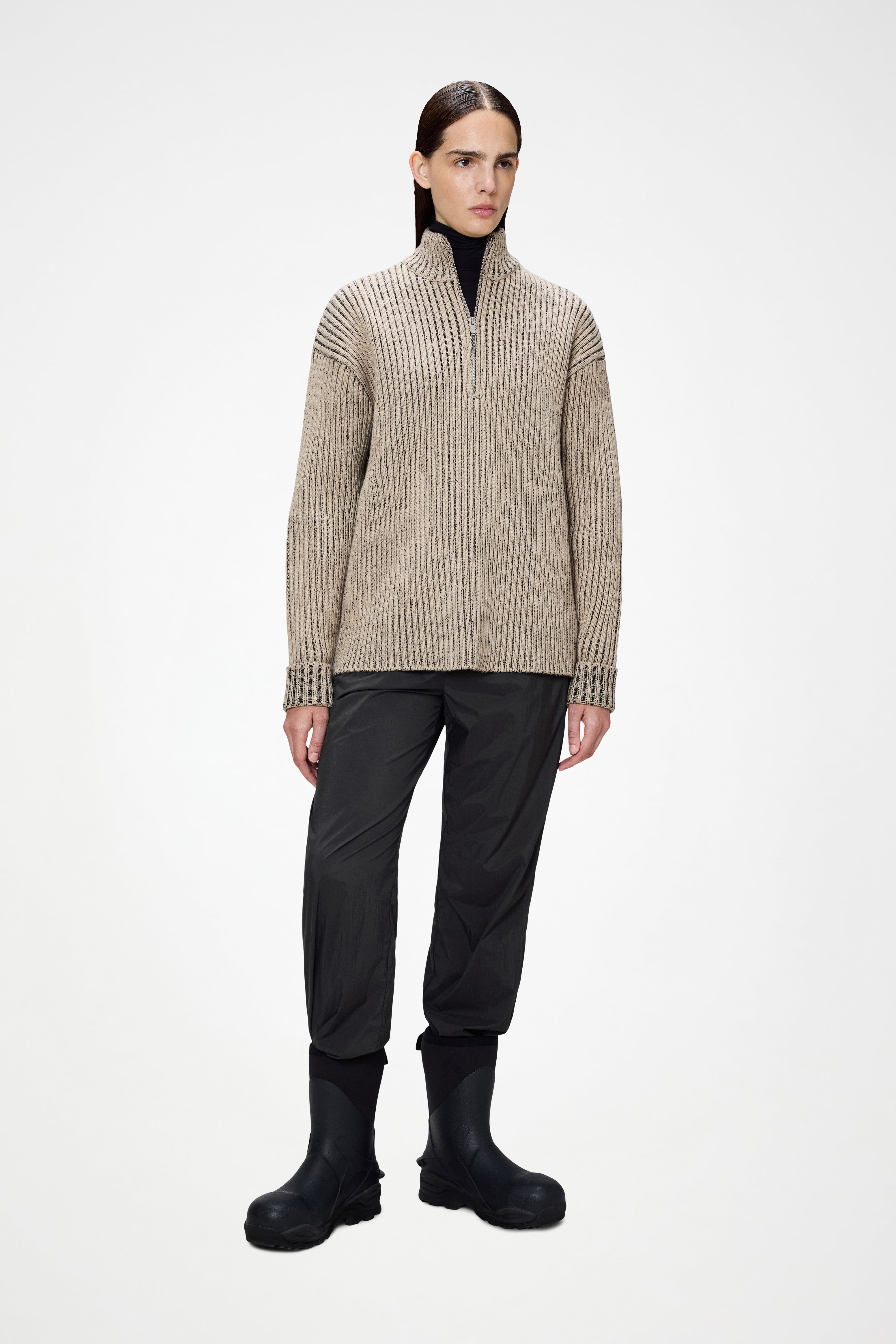 RAINS Sapa Half Zip Knit Beige/Black Long Sleeve