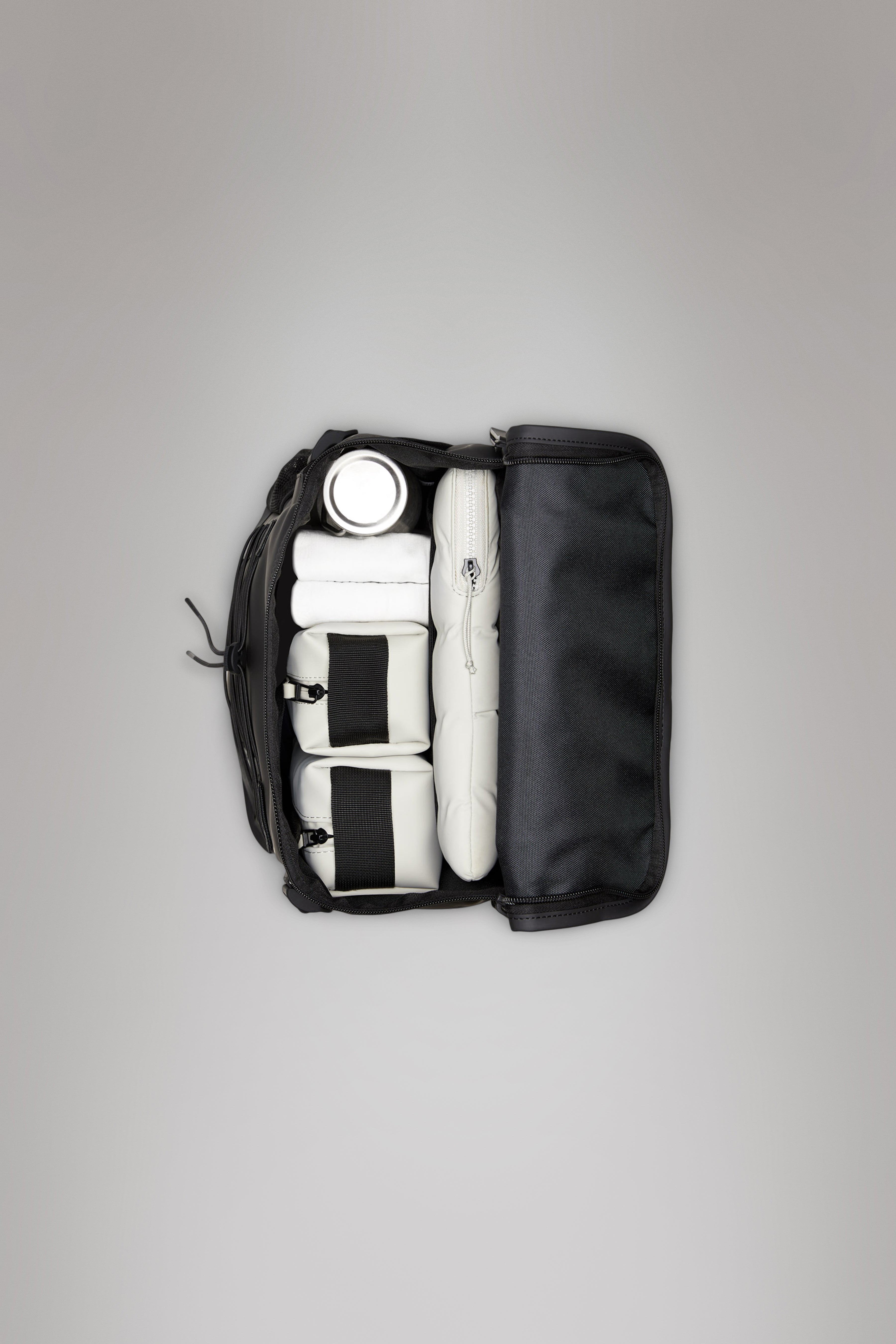 RAINS Trail Mountaineer Bag Lagoon Backpack