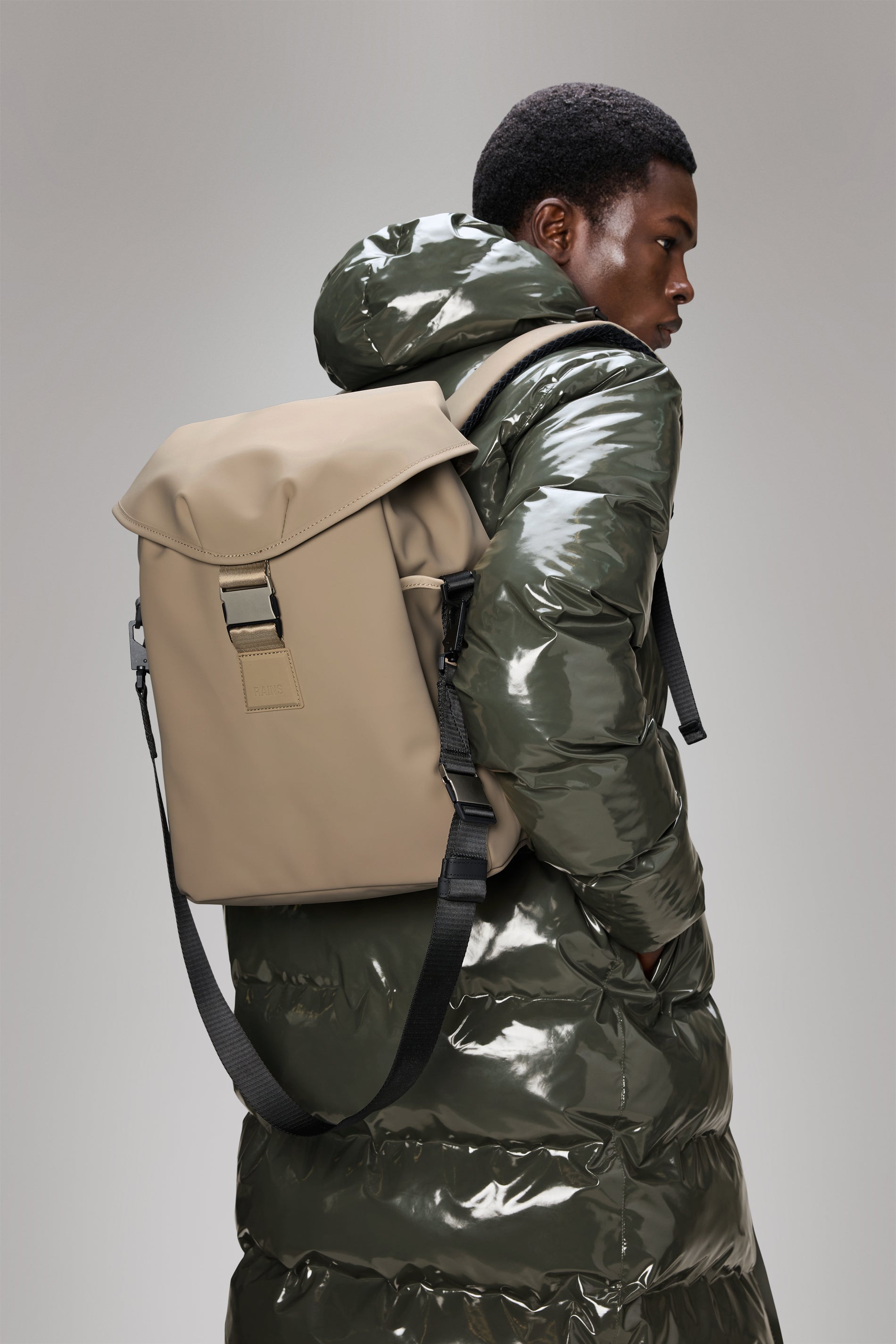 RAINS Valera Bucket Backpack Beige Backpack