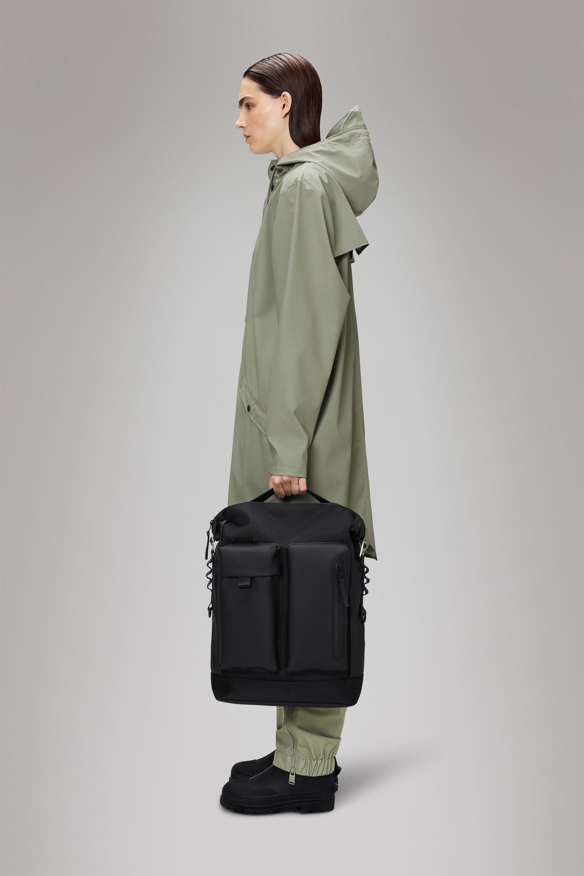 RAINS Otaru Backpack Black 16L H44 x D14 x W30 cm Backpack