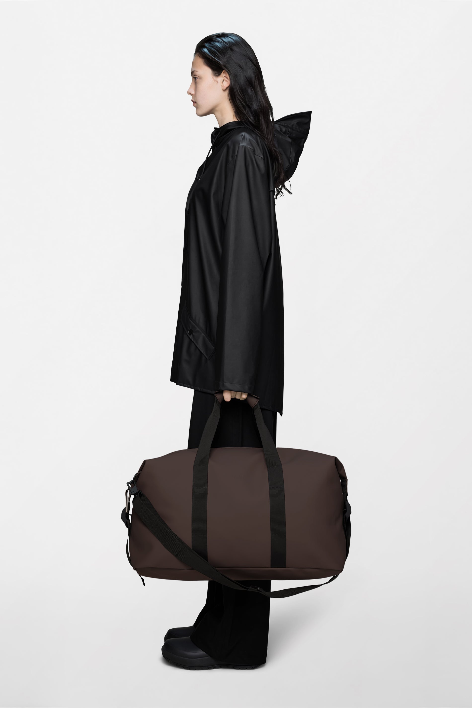 RAINS Hilo Weekend Bag Bark 36L H27 x D26 x W52 cm Weekender
