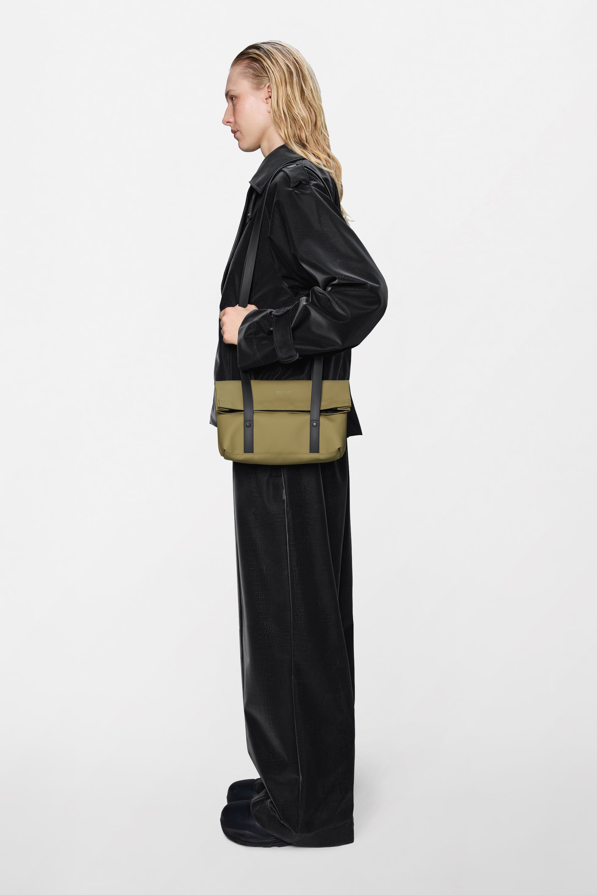 RAINS 2 Strap Crossbody Bag Fawn 17L H17 x D9 x W25 cm Crossbody