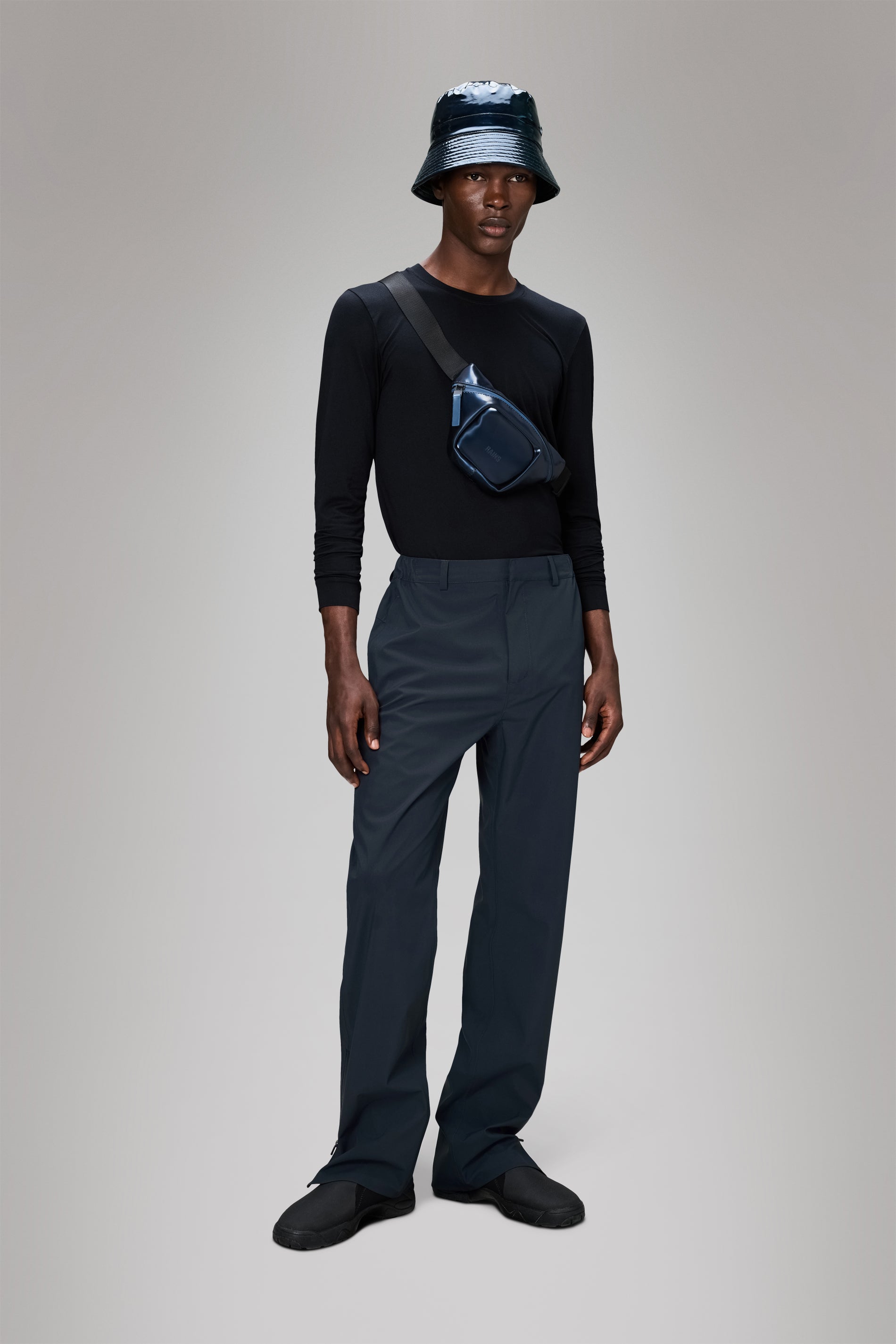 RAINS Suva Hardshell Pants Regular Navy Pants