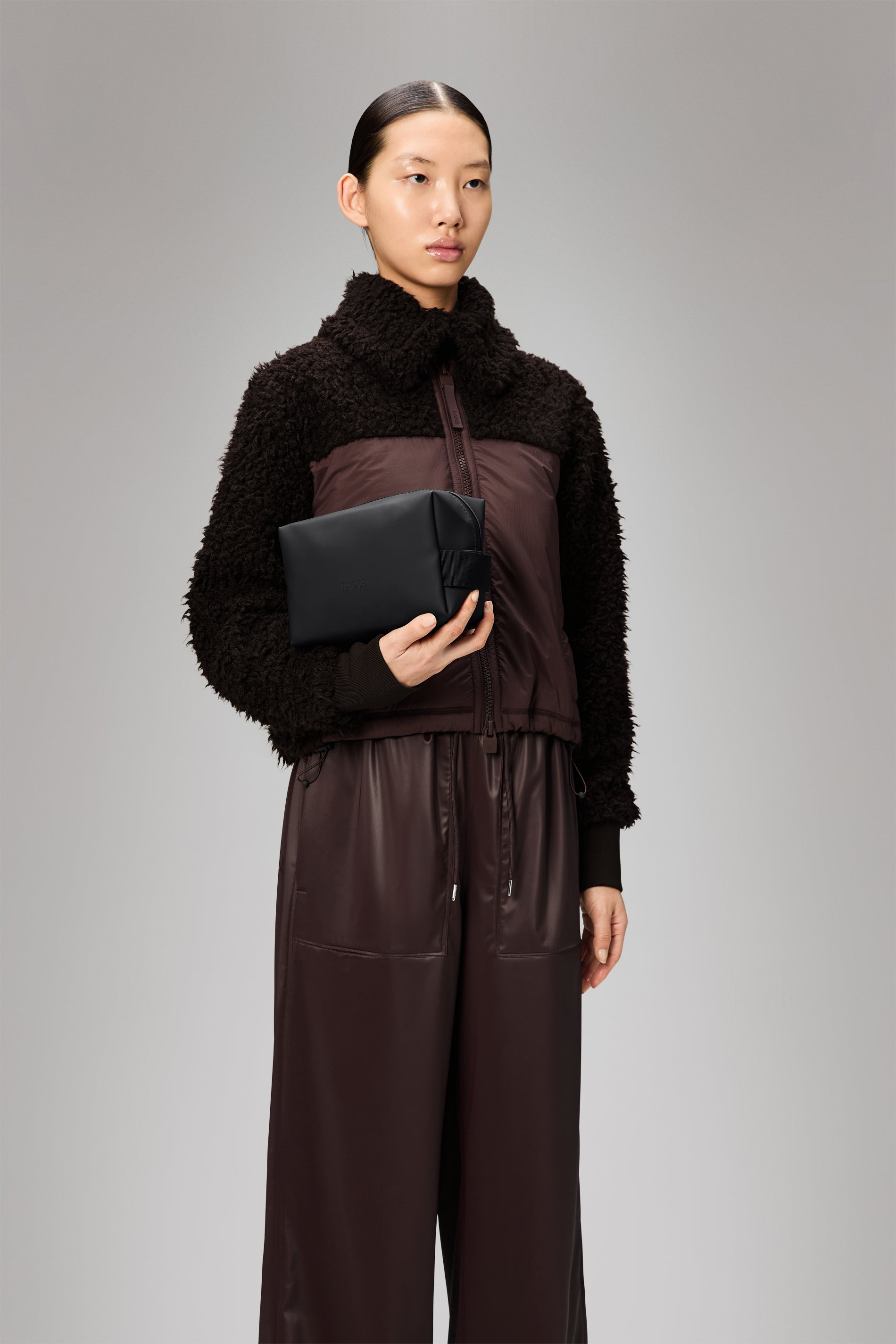 RAINS Wash Bag Small Black 3L H13 x D11 x W21 cm Wash Bag