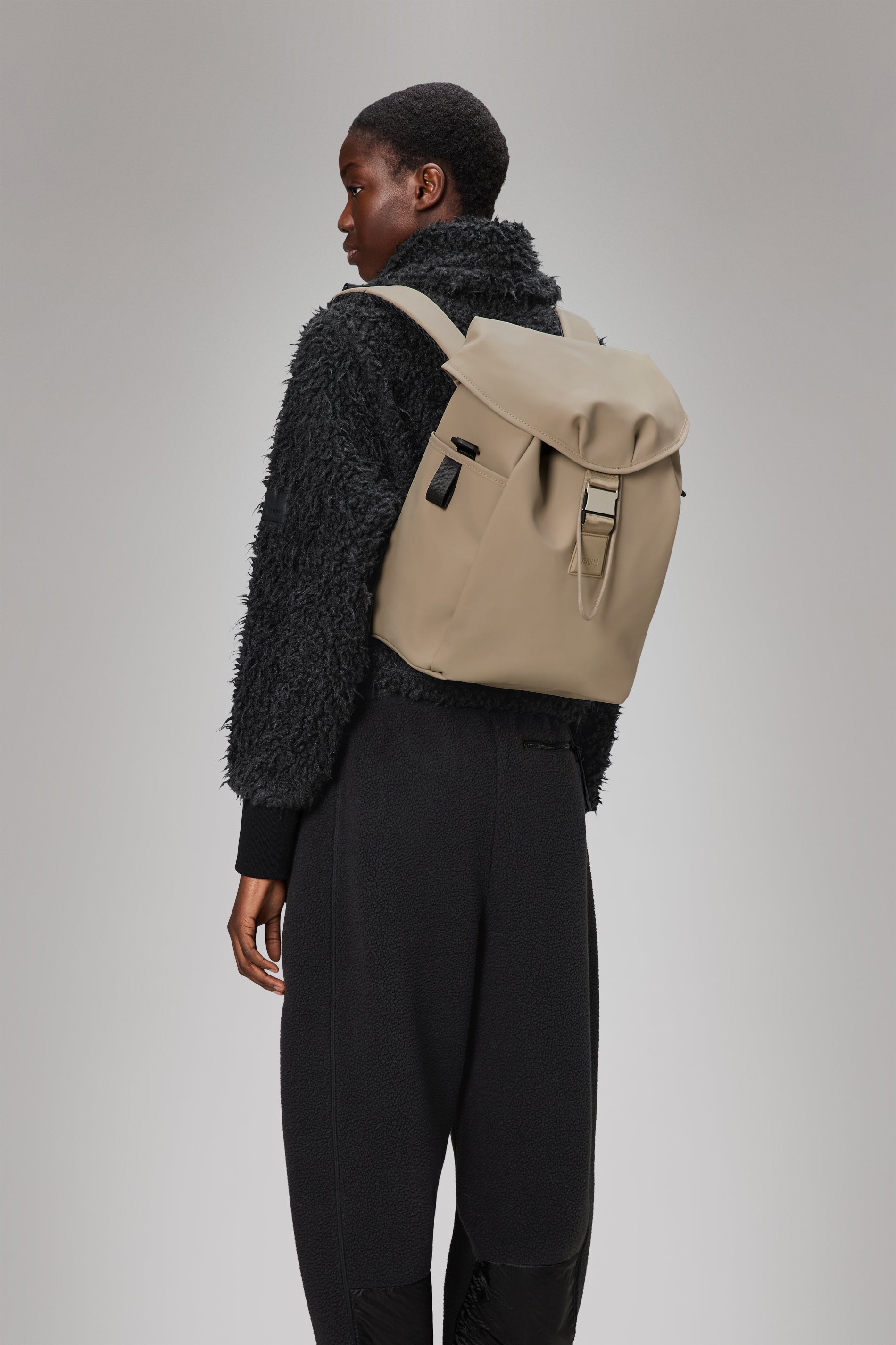 RAINS Valera Bucket Backpack Beige Backpack