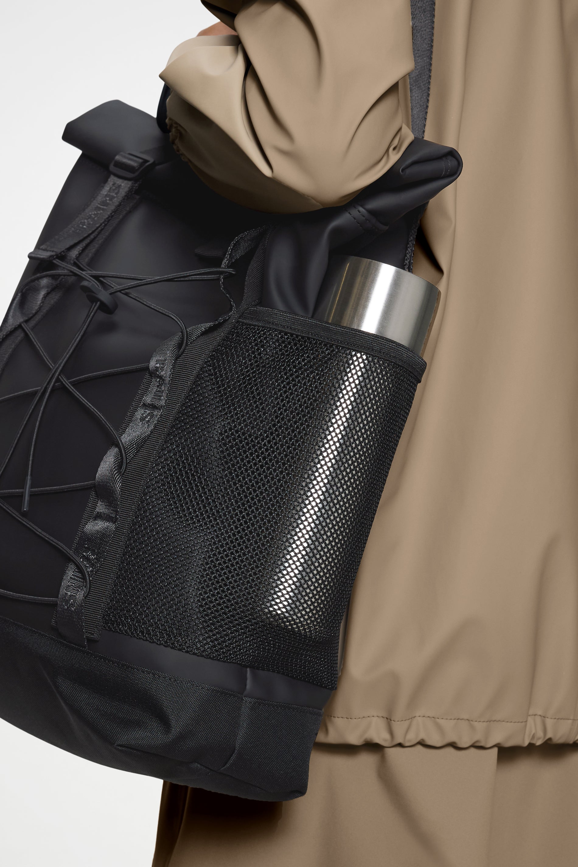 RAINS Trail Rolltop Tote Bag Black 23L H47 x D13 x W35 cm Tote