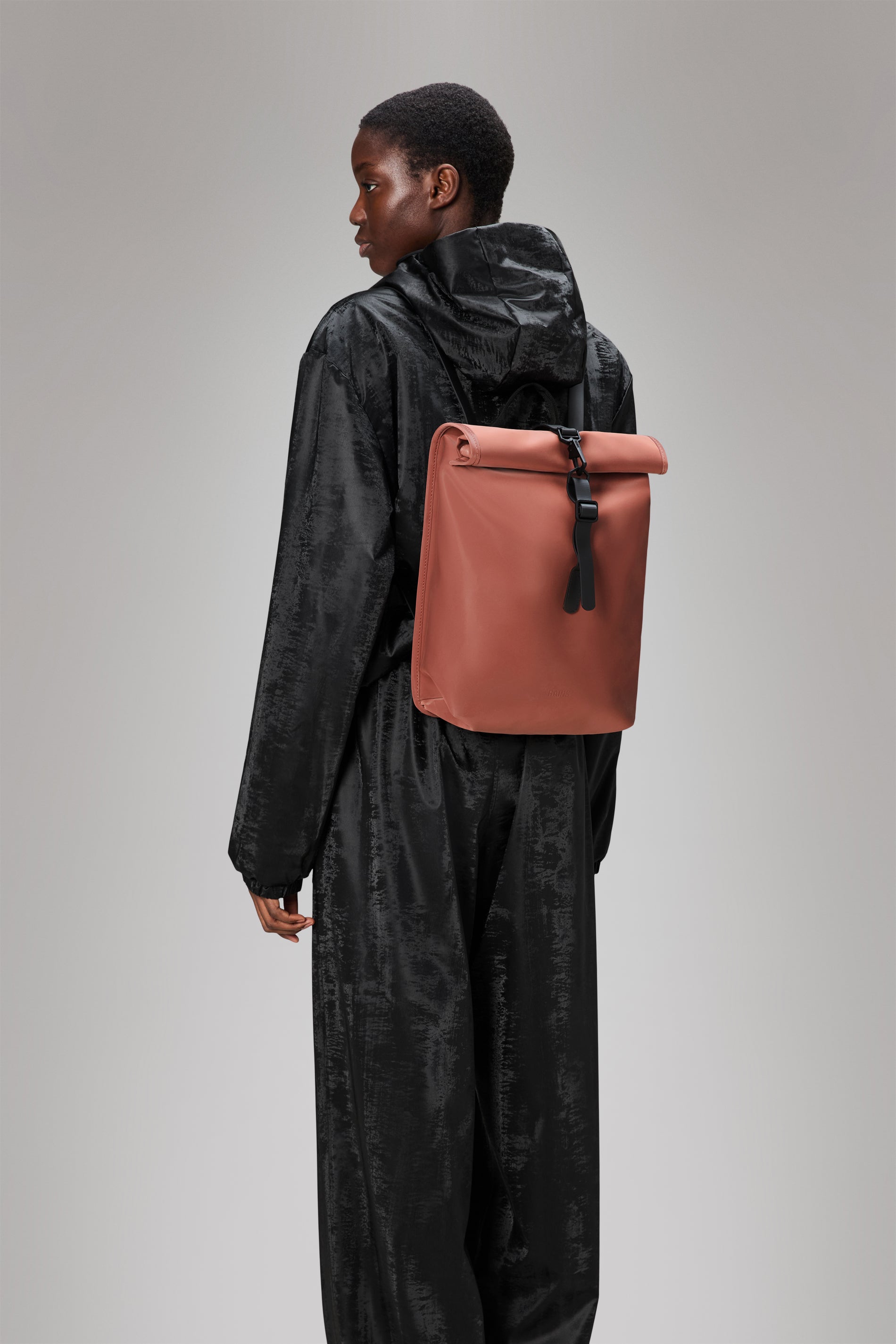 RAINS Rolltop Rucksack Mini Honor 10L H50 x D10 x W27 cm Backpack