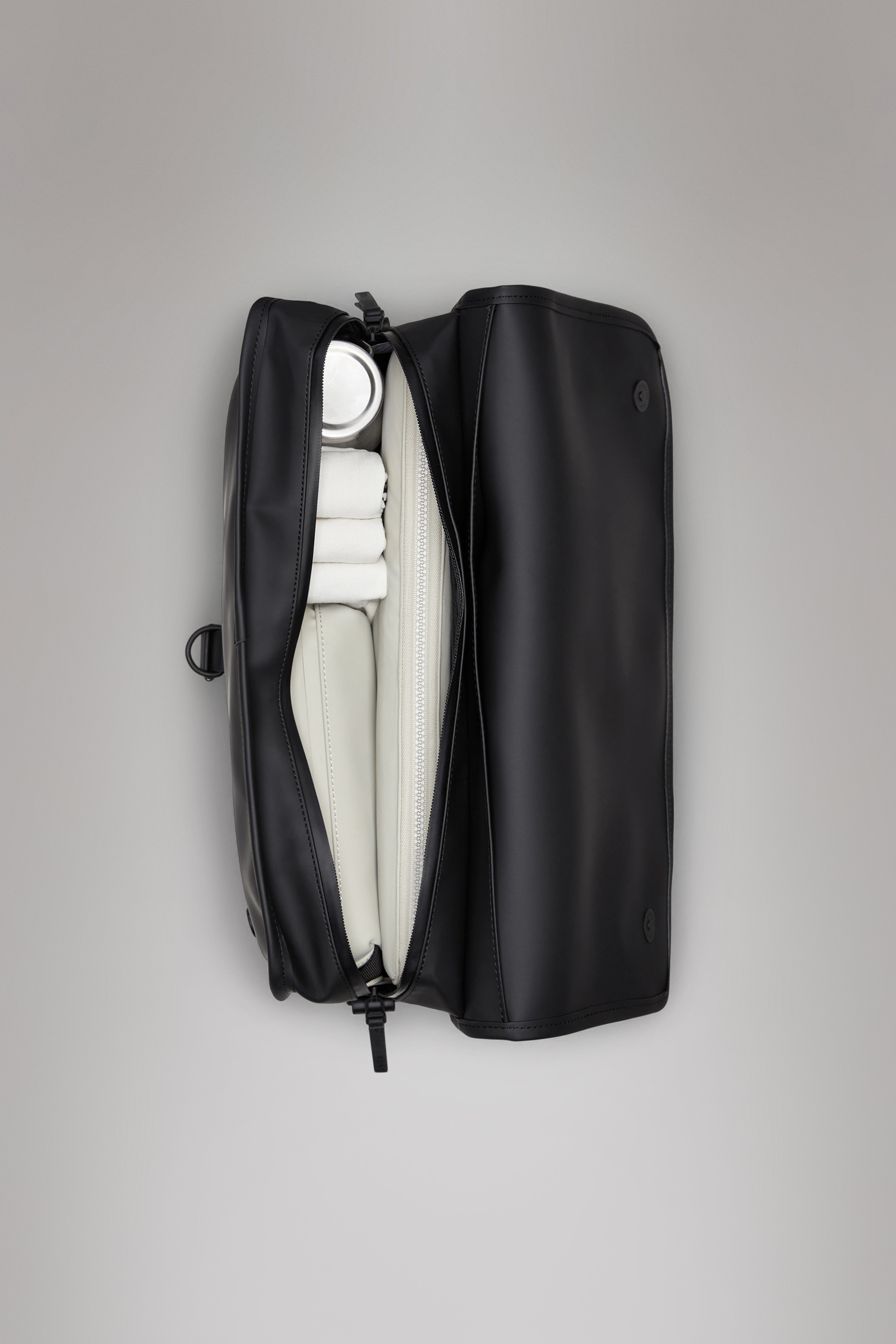 RAINS Messenger Bag Black 11L H30 x D11 x W38 cm Messenger