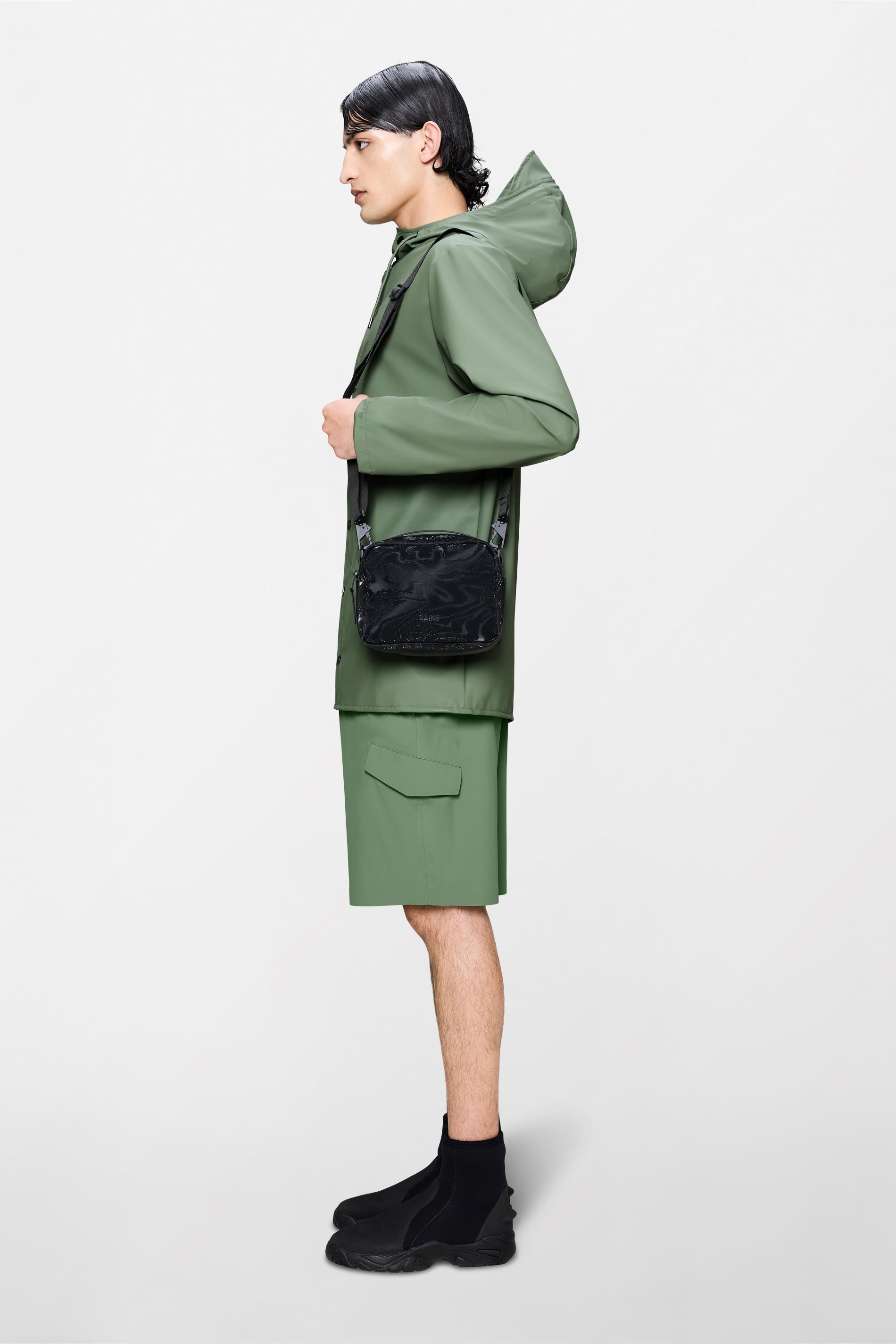 RAINS Box Bag Amp 2.80L H16 x D8.50 x W21 cm Crossbody