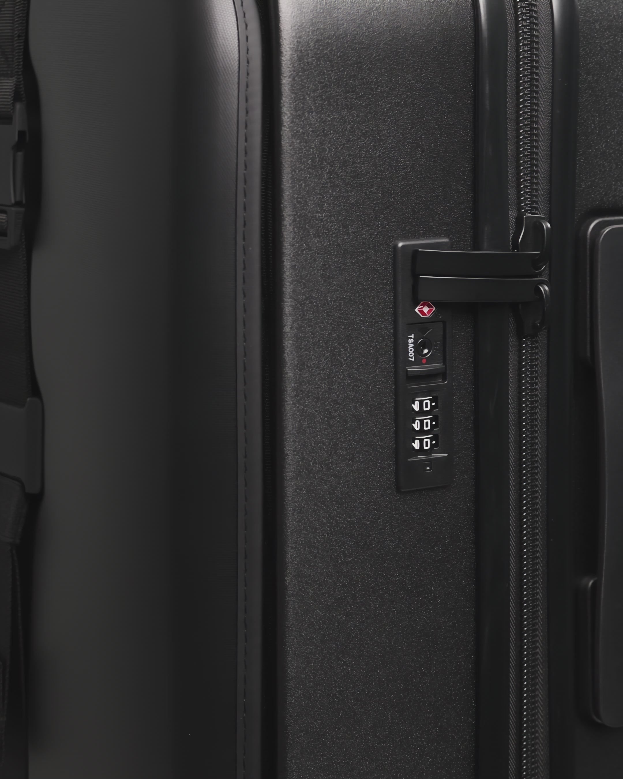 Integrated TSA certified lock